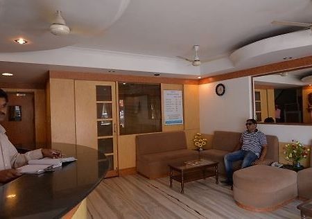 Hotel Pritam Nagpur Buitenkant foto